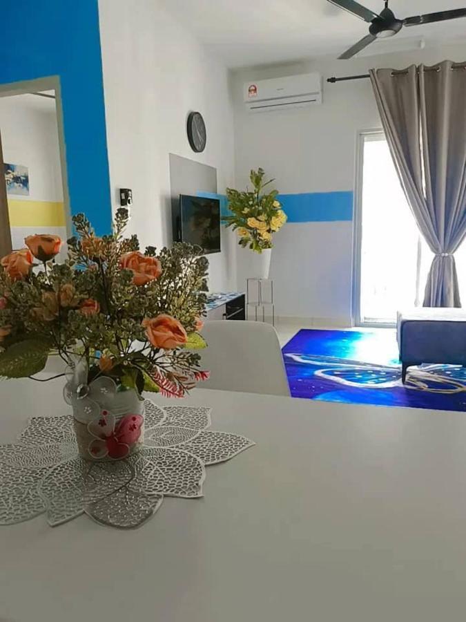 E. R Homestay 3R2B Nearby Klia Sepang Exterior photo